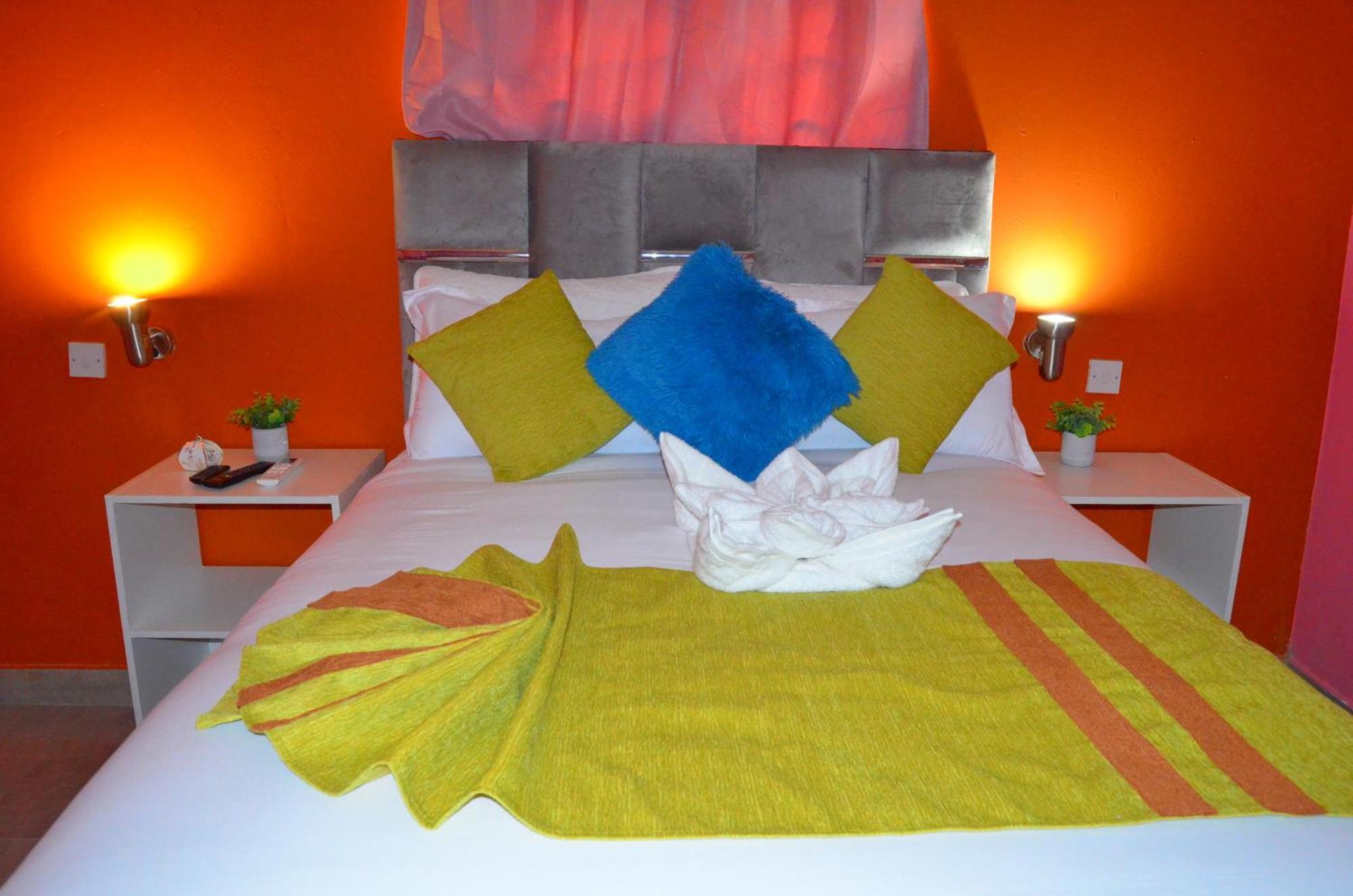 Chobe Kulotu Guest House Kasane Bagian luar foto