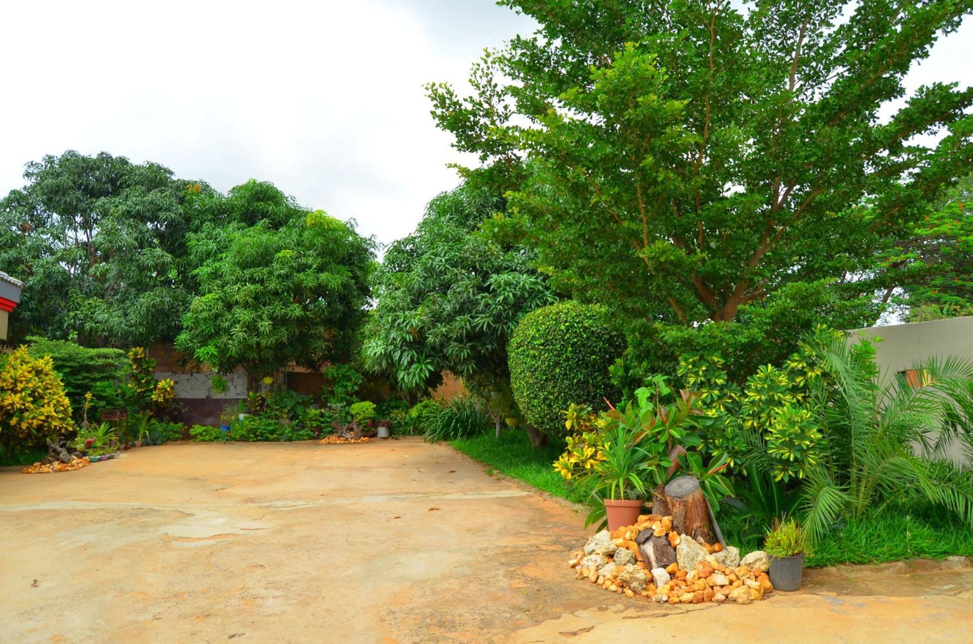 Chobe Kulotu Guest House Kasane Bagian luar foto